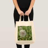 Tote Bag Fleur de pissenlit blanc sur herbe verte (Devant (produit))