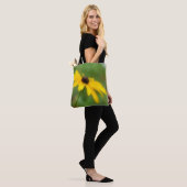 Tote Bag Fleur Susan Daisy à simple teint noir (Sur le modèle)