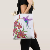 Tote Bag Fleurs brodées de colibri et d'iris (De près)