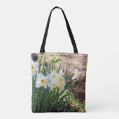 Tote Bag Fleurs De Daffodiles Blanches Par Un Brook (Dos)