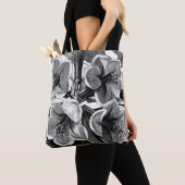 Tote Bag Fleurs noires et blanches (De près)