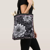 Tote Bag Fleurs noires et blanches (De près)