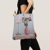 Tote Bag Flowers | Pale Pink Roses on Nightstand (De près)
