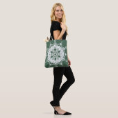 Tote Bag Forest Mandala (Sur le modèle)