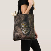 Tote Bag Forests | Two Owls Looking (De près)