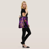 Tote Bag fractale moderne en noir et violet (Sur le modèle)