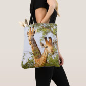 Tote Bag Giraffes Pékin au-dessus de la végétation (De près)