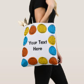 Tote Bag Globe Text partout dans fourre-tout (De près)