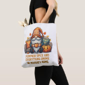 Tote Bag Gnome à la maison confortable - design citrouille (De près)
