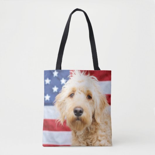 Tote Bag Goldendoodle avec drapeau américain (Devant)