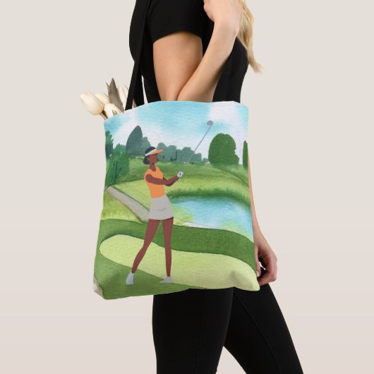 Tote Bag Golfeuse golfeuse sur gazon vert ciel bleu   (De près)