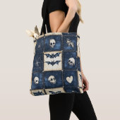 Tote Bag Gothique Halloween Denim Patchwork Motif (De près)
