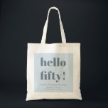 Tote Bag Gras Moderne Bleu Clair 50e Anniversaire Personnal<br><div class="desc">Ce modèle de tote personnalisé présente un fond bleu glacé doux avec un message gras « bonjour cinquante » et des détails de célébration personnalisés. Conçu pour les fêtes d'anniversaire marquantes, il convient parfaitement aux sacs de bienvenue, aux faveurs de fête ou pour transporter l'essentiel pendant le week-end de célébration....</div>