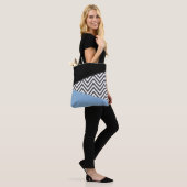 Tote Bag Gris Zigzag, Gris Chevron, Motif Zigzag, Bleu (Sur le modèle)
