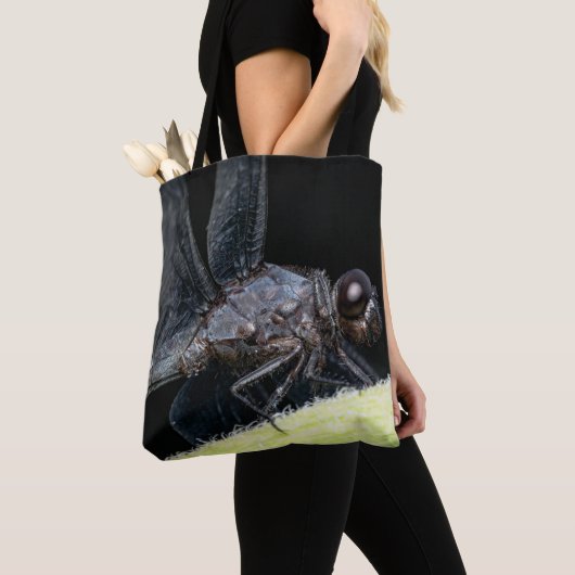 Tote Bag Gros plan d'une libellule, aux yeux foncés, perché (De près)