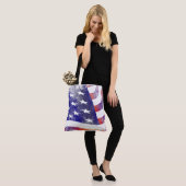 Tote Bag Grunge patriotique flottante drapeau américain, Ol (Sur le modèle)