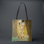 Tote Bag Gustav Klimt The Kiss Vintage<br><div class="desc">Gustav Klimt Le Kiss Vintage Art Nouveau Peinture Le Kiss (En allemand : Der Kuss) a été peint par le peintre symboliste autrichien Gustav Klimt entre 1907 et 1908, le point culminant de sa période d'or, lorsqu'il peignit un certain nombre d'oeuvres dans un style doré similaire. Le tableau est largement...</div>