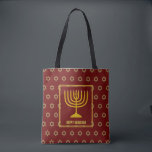 Tote Bag HANOUKKA Menorah Star David Personnalisé RED<br><div class="desc">Un SAC FOURRE-TOUT festif élégant sur tous les imprimés avec l'étoile faux or de David en subtil motif arrière - plan. Le texte de l'espace réservé est personnalisable afin que vous puissiez changer HAPPY HANOUKKA en un message de bienvenue de votre choix (texte de longueur similaire), votre nom ou texte...</div>