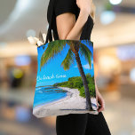 Tote Bag Hawaii Tropical Beach Palm Tree On Beach Type<br><div class="desc">"A l'heure de la plage." Revenez à la mémoire des jours de plage tropicale et paresseux chaque fois que vous utilisez ce sac fourre-tout photo de vacances inspirant Hawaï d'un palmier solitaire sur une plage de sable, croissant, avec ciel bleu turquoise clair et l'eau. Faites un grand cadeau pour vous-même...</div>