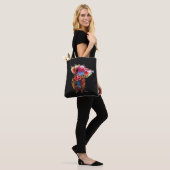 Tote Bag HiGHLaND CoW PRiNT SCoTTiSH ' BLooM ' BY SHiRLeY M (Sur le modèle)