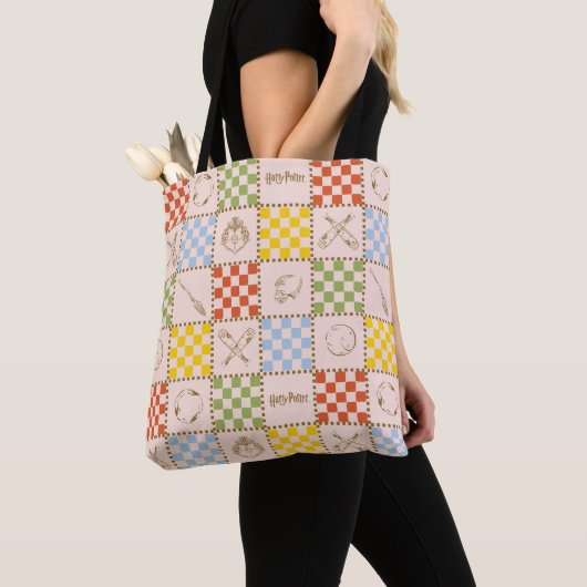 Tote Bag HOGWARTS™ QUIDDITCH™ Team Checker Pattern (De près)