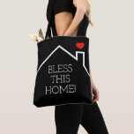 Tote Bag Home Sweet Home Realtor<br><div class="desc">Un coeur rouge sur le toit d'une maison avec les mots "Bénissez cette maison!" est présenté à l'avant de ce sac fourre-tout avec votre nom, nom de l'entreprise et numéro de téléphone sur le dos. CHANGER LA COULEUR ARRIÈRE - PLAN à n'importe quoi - nous montrons noir. Articles promotionnels d'entreprise...</div>
