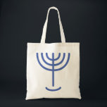 Tote Bag Icône Menorah<br><div class="desc">Menorah est fait des lettres : Mem, Nun, Resh, Hey Mem - Chaos Puissant Sang Nun - Continue Hir Son Resh - First Top Beginning Hey - Look Reveal Respiration Exo 25:31 Et tu feras un chandelier d'or pur : de travail battu sera fait le chandelier : son arbre, ses...</div>