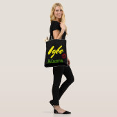 Tote Bag Igbo Baisers Stylés (Sur le modèle)