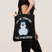 Tote Bag Ils sont en train de dévorer les pingouins ! ! (De près)