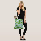 Tote Bag Impression de bambou William Morris, vert et blanc (Sur le modèle)