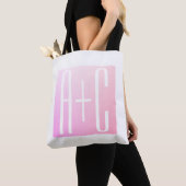 Tote Bag Initiales de couple | Gradation rose subtile (De près)
