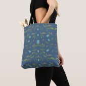 Tote Bag Insectes turquoise sur bleu avec fleur rose (De près)