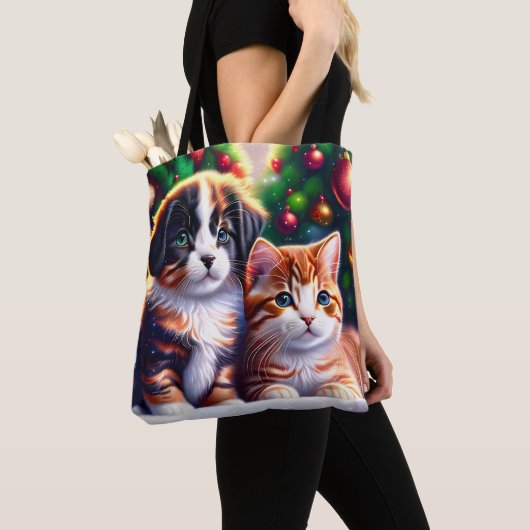 Tote Bag Joli chiot et chat sous l'arbre de Noël (De près)