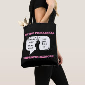 Tote Bag Jouer au Pickleball améliore la mémoire drôle (De près)