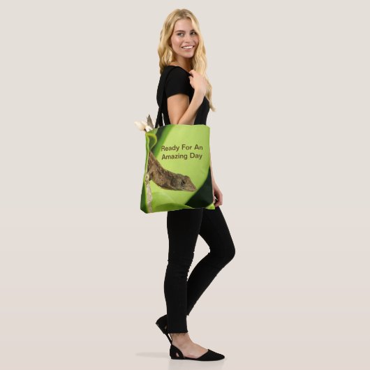 Tote Bag Jour Extraordinaire Tropical Brown Gecko Positivit (Sur le modèle)