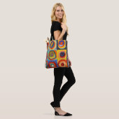 Tote Bag Kandinsky - Carrés aux cercles concentrés (Sur le modèle)