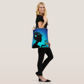 Tote Bag La femme papillons bleues (Sur le modèle)