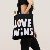 Tote Bag L'amour gagne (De près)