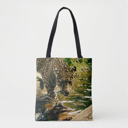 Tote Bag Leopard Crossing a Stream Photographie (Devant)