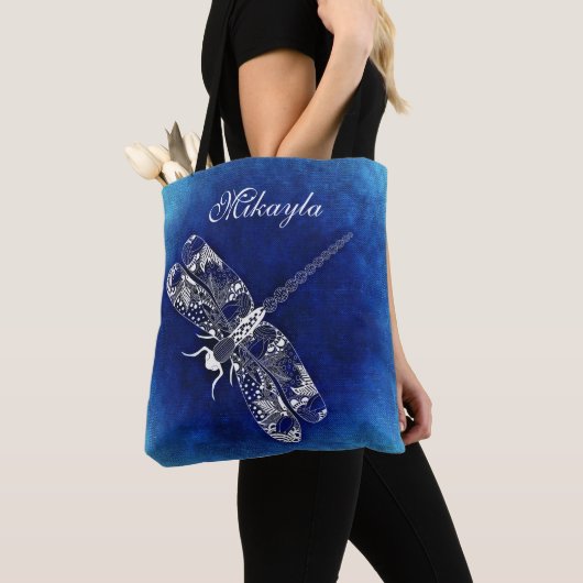 Tote Bag Libellule abstraite personnalisée sur le bleu (De près)