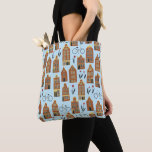Tote Bag Little Amsterdam House Dutch Canal House<br><div class="desc">Mignonne motif avec des petites maisons hollandaises à Amsterdam plus tulipes et vélos, dessiné à la main par moi! J'espère que ça vous plaît ! Découvrez plus de mes motifs et des articles dans ma boutique. Vous pouvez toujours ajouter votre propre texte. Faites-moi savoir si vous voulez quelque chose fait...</div>