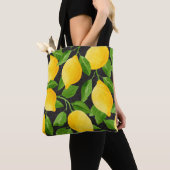 Tote Bag Lumineuse jaune aquarelle citrons et feuilles vert (De près)