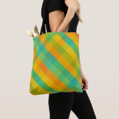 Tote Bag Madras Check Revival - Vibrant Diagonal Plaid Four (De près)