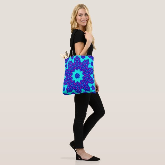 Tote Bag Magic Blue kaleidoscope flourished (Sur le modèle)
