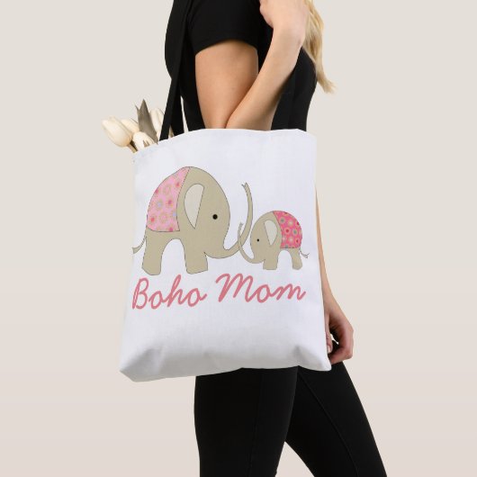 Tote Bag Maman de Boho, Eléphant rose (De près)