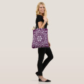 Tote Bag Mandala Blackberry (Sur le modèle)