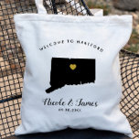 Tote Bag Mariage de bienvenue Connecticut Map Fourre-tout,<br><div class="desc">Un sac cadeau de bienvenue mariage pour les clients extérieurs à la ville à votre mariage,  avec l'image du Connecticut,  avec coeur d'or. Remplissez fourre-tout avec vos goodies favoris.</div>
