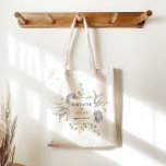 Tote Bag Mariage de monogramme floral argenté<br><div class="desc">Notre collection "Dramatic Silver Floral" présente des fleurs d'argent et du feuillage avec des taches d'or sur un arrière - plan noir de jet pour un look spectaculaire. Cette collection peut être pour tout événement élégant toute l'année et s'étend du mariage au bureau et des articles personnels. Consultez notre magasin...</div>