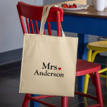 Tote Bag Mariée personnalisée<br><div class="desc">Un grand cadeau pour la lune de miel d'une mariée,  la douche nuptiale ou la fête de la bachelorette !</div>