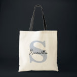 Tote Bag Marque-page personnalisé bleu élégant moderne init<br><div class="desc">Découvrez ces sacs cabas parfaits pour votre groupe de demoiselles d'honneur, invités à une soirée bachelorette, anniversaire ou cadeaux pour invités de mariage. Un sac cabas personnalisé moderne et élégant est chic et sophistiqué pour compléter votre mariage ou toute occasion spéciale. Ils peuvent être personnalisés avec votre nom et initiale,...</div>